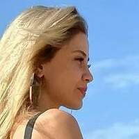 Афранур Барка Оголені