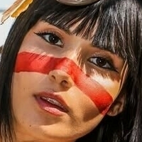айянаа Оголені