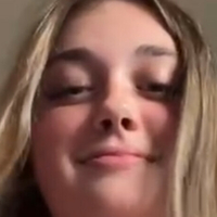 Алеатомпсон2044 Оголені