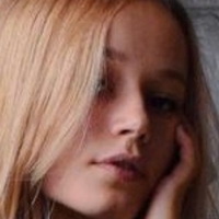 Алін Десін Оголені