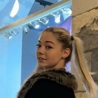 Аліссія Олена Робу Оголені