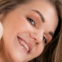 Аманда Буш Оголені