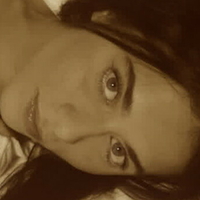 Ана Мілена Ангуло Оголені