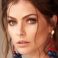 Ана Паула Табаліпа Оголені