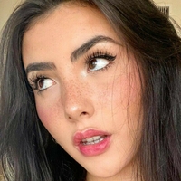 Андреа Александра Оголені