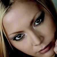 Анна Кадзукі Оголені