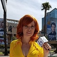 Ейпріл О'Ніл Оголені