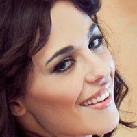 Арезія Гуарньєрі Оголені