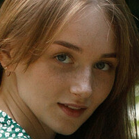 Аріель Госсімер Оголені