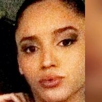 Ешлідаун Сміт Оголені