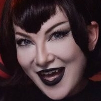 ашлиннедае Оголені