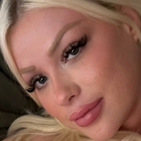 Беккі Крокер Оголені