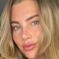 Блондинка Оголені