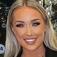 БлондеБелл Оголені