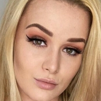 Бонні Тайгесбрізе Оголені