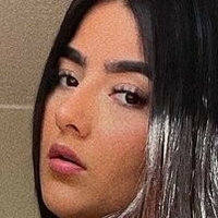 бри.урданета Оголені