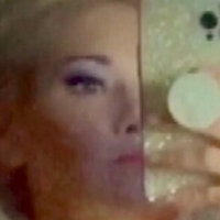 Бріттані Конклін Оголені