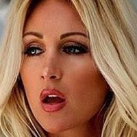 Бріттані Хокс Оголені