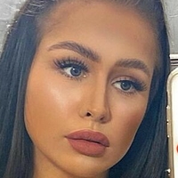 брукеловренс Оголені