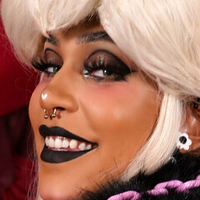 БанніБлек Оголені