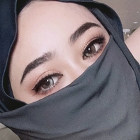 Басті Далія Оголені