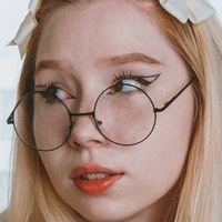 Колміфі Оголені