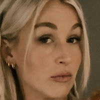 Кессі Попкорн (Попкорн ін Бед) - Кессі Трембле Оголені