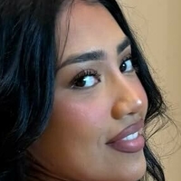 Селлвсте Оголені