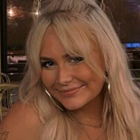 Чарлі Хелліс Оголені