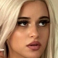 Шайенн Ауерт Оголені