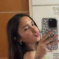 Кіараловве Оголені