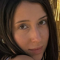 Клаудія Г Оголені