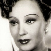 Клара Каламай Оголені