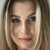 класікассі Оголені