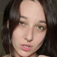 КомеонВероніка Оголені