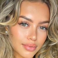 Кортні Бо Оголені