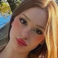 Коксі Фоксі Оголені