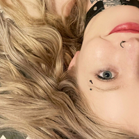 Коемоо Оголені