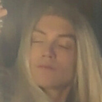 Делілаз Оголені