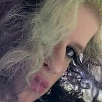 демонлілін Оголені