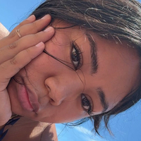 Дайна Туяана Оголені