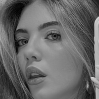 Ела Бе’ері Оголені