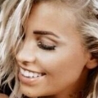 Еліза-Марі Кленнер Оголені