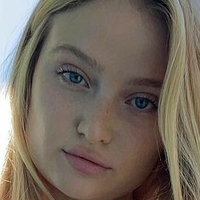 Еллекук Оголені