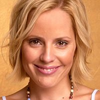 Емма Колфілд Оголені