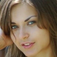 Евас Бі Оголені