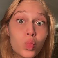 Джіджі Хадід Оголені