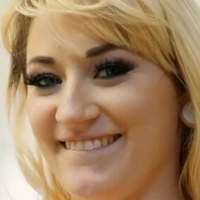 Хедлі Хейз Оголені