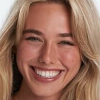 Ханна Словер Оголені