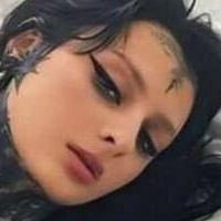 хеяшлі Оголені